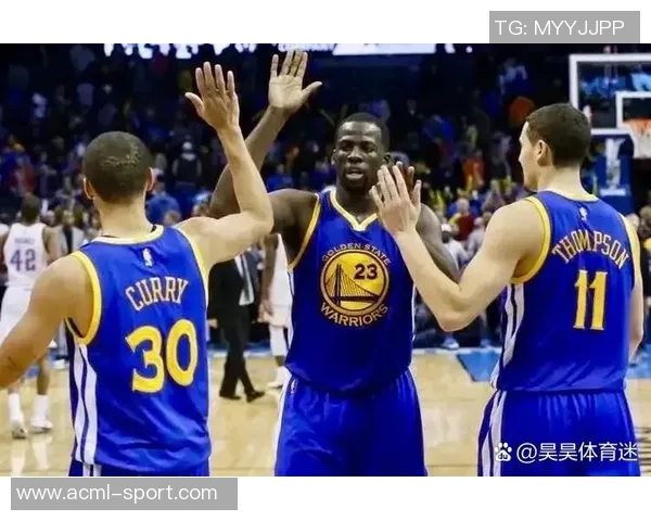 库里兄弟与克莱领衔现役仅三人三分命中率超40九季以上