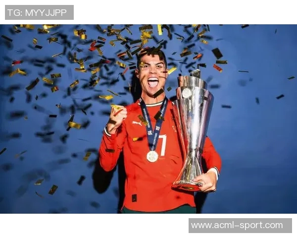 C罗荣获葡萄牙环球声望奖赞扬其辉煌职业生涯成就 C罗荣获葡萄牙环球声望奖赞扬其辉煌职业生涯成就