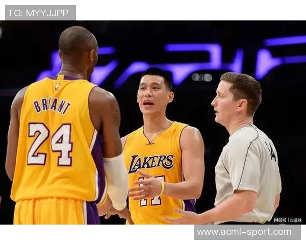 小尼克史密斯回顾湖人媒体日盛况与黄蜂时的鲜明对比 小尼克史密斯回顾湖人媒体日盛况与黄蜂时的鲜明对比