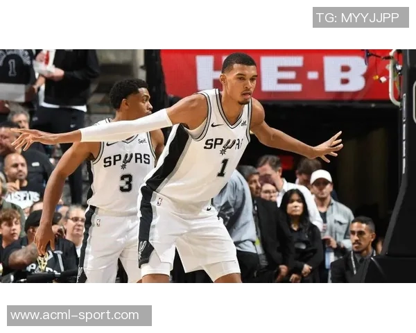 阿里纳斯：文班若能场均27分12篮板并夺DPOY将有望争夺MVP荣誉