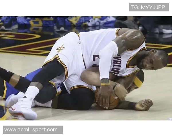 海兰德五投全失得分为零但贡献六篮板七助攻一盖帽表现不俗