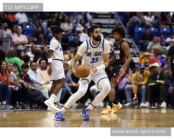 魔术主帅高度评价25号新秀小理查德森的比赛智商与求知欲