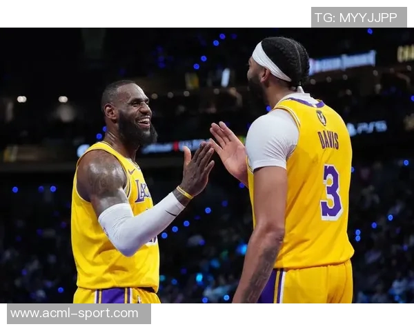 范德比尔特盛赞里夫斯迎接挑战两场比赛得分超90分令人惊叹 范德比尔特盛赞里夫斯迎接挑战两场比赛得分超90分令人惊叹