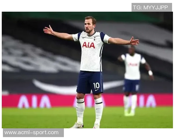 前曼联助教愿以一只手换凯恩加盟但对其巅峰期表示担忧 前曼联助教愿以一只手换凯恩加盟但对其巅峰期表示担忧