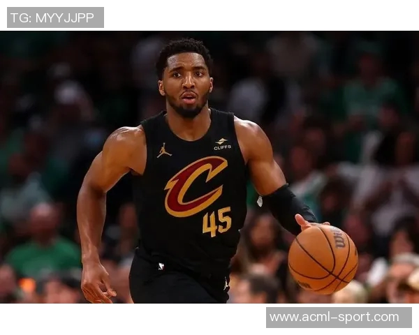 米切尔全场最高30分助球队锁定胜局末节狂砍14分展现绝对统治力